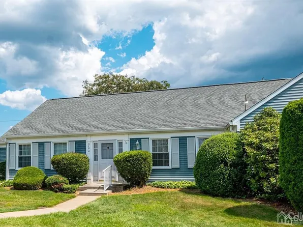 210 A Madison Ln, Monroe Township, NJ 08831