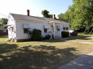 430 S Calhoun St, Bishopville, SC 29010