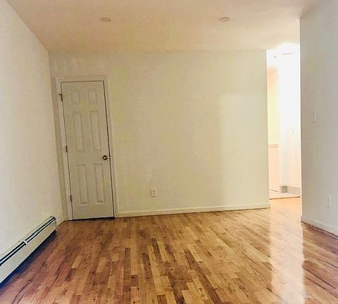4th image of 13532 82nd Ave #1