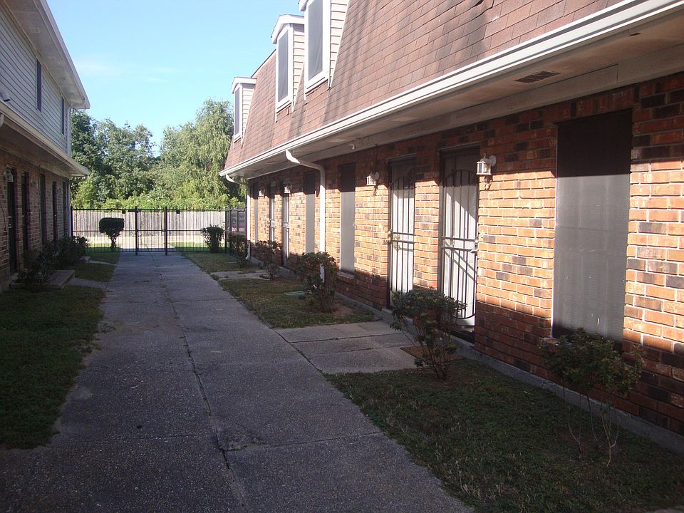 1st image of 10731 Roger Dr APT E