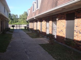 10731 Roger Dr, New Orleans, LA 70127