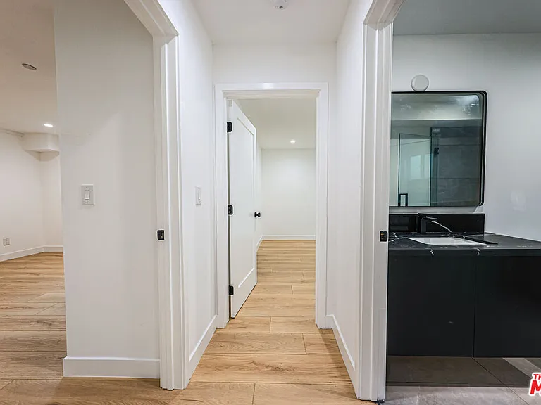 1525 S Carmelina Ave #1527-1/2 — Photo 11