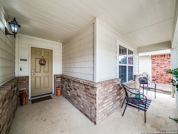 2nd image of 11711 OAKDALE MDW