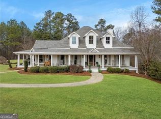 63 Lakeridge Dr, Dallas, GA 30132