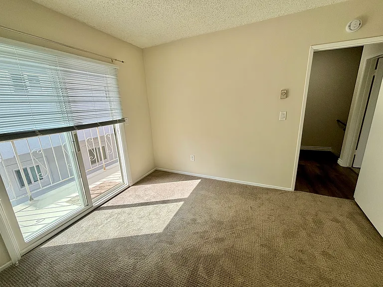 114 S Irena Ave #2 — Photo 14