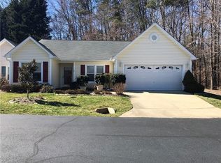 5 D Iron Carriage Ct, Greensboro, NC 27410