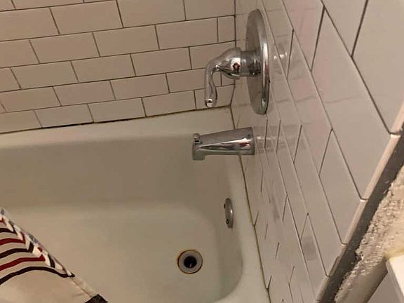 4th image of 2428 Jackson St NE