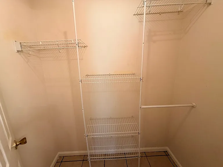 3905 Heatherwoods Dr — Photo 12