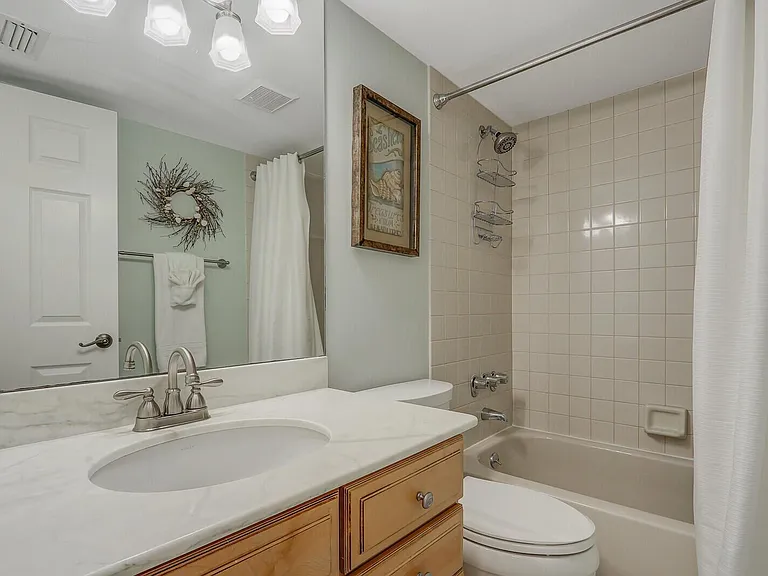 1055 Ocean Dr #403 — Photo 28