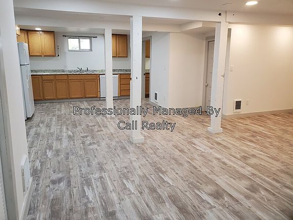 3rd image of 1128 W Jackson Ave Unit B