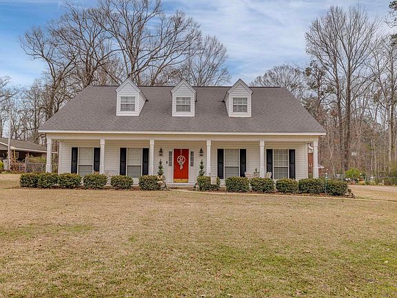 2nd image of 332 Wall Williams Rd