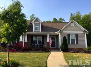 593 Winding Wood Dr, Clayton, NC 27520