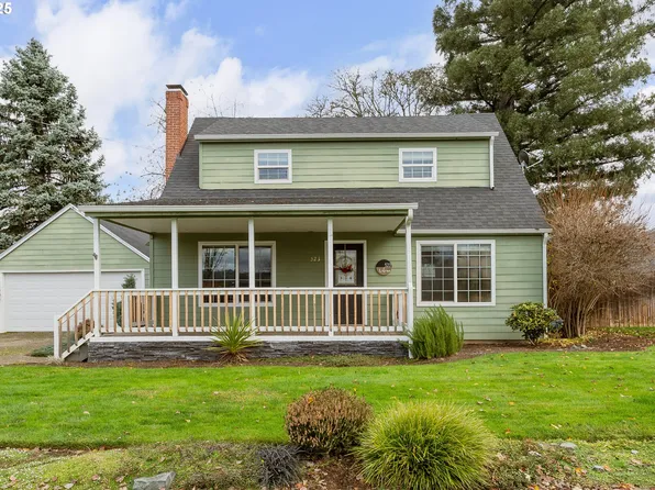 523 W Broccoli St, Roseburg, OR 97471