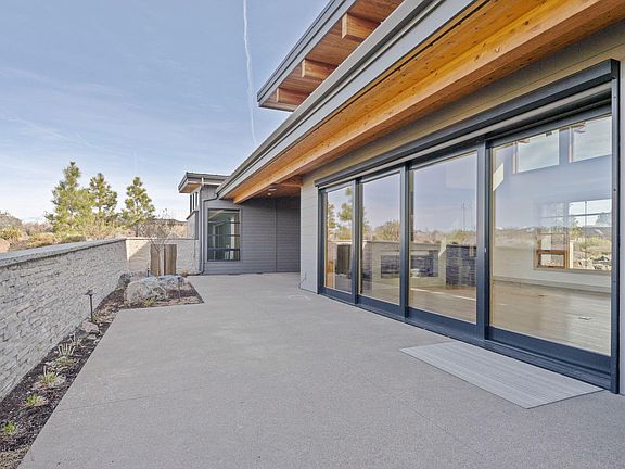 5th image of 61709 Hosmer Lake Dr