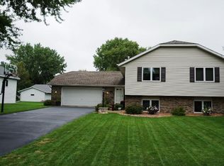 9129 Jarvis Ave S, Cottage Grove, MN 55016