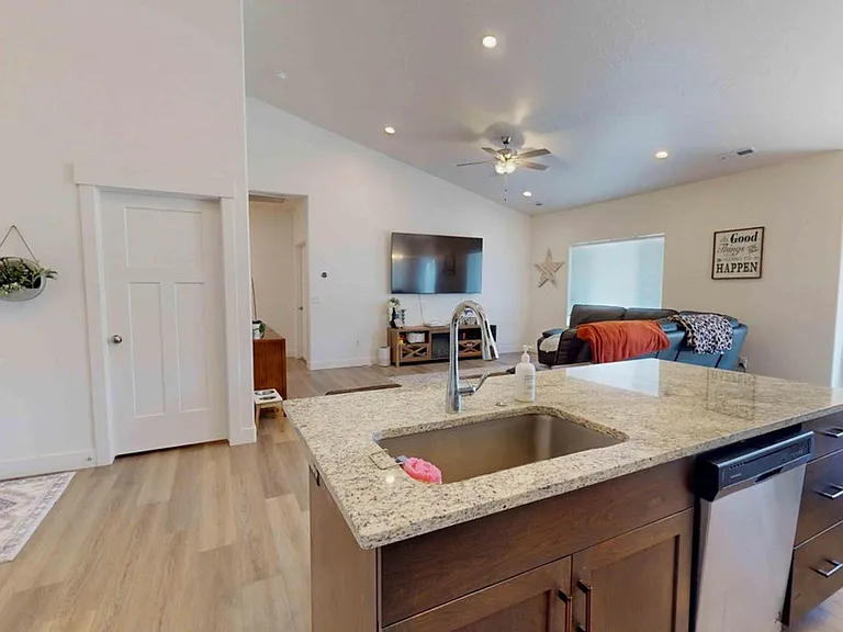 4338 N Gold Dust Trl — Photo 8
