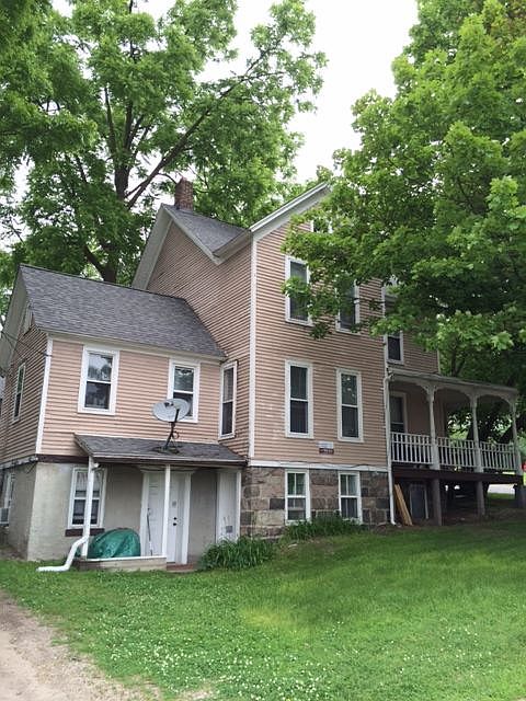 558 S Fifth Ext