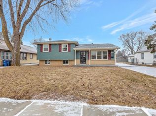 128 Allen Ave, Oshkosh, WI 54901