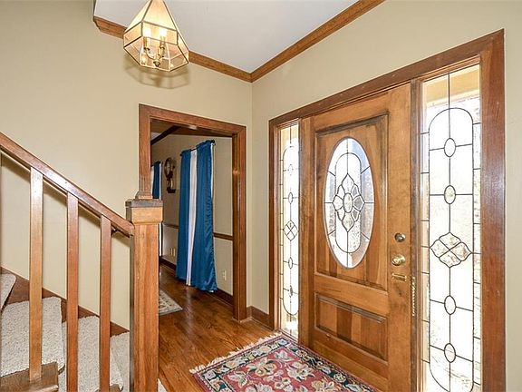 3rd image of 3772 Galdway Dr