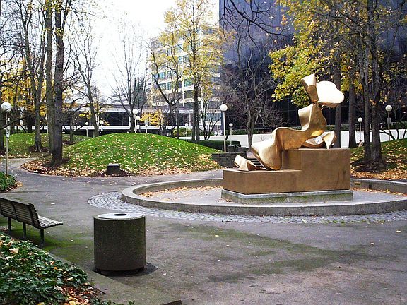 Pettygrove sculpture