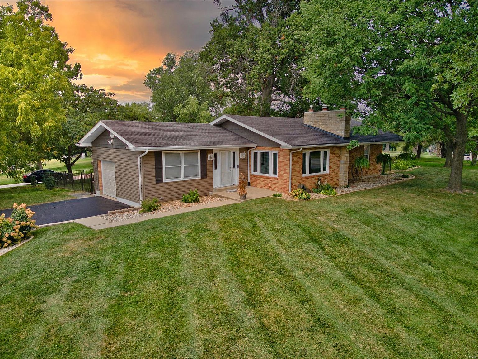 600 Buckley Rd, Saint Louis, MO 63125 Zillow