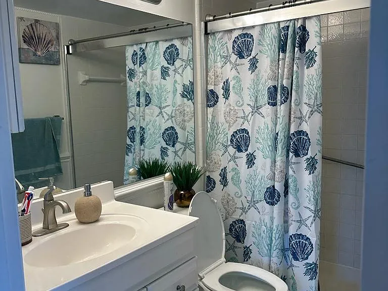 1102 Green Pine Blvd #B1 — Photo 11