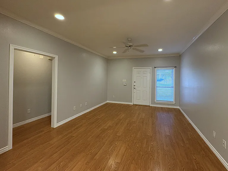 205 Cooner St — Photo 3