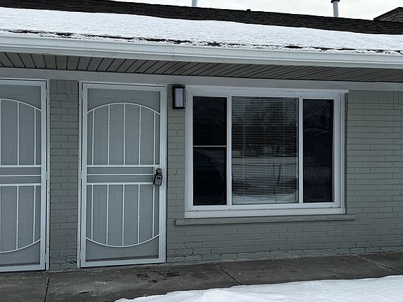 4th image of 8737 Elmira St #8737