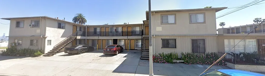 123 W 12th St (Beacon Harbor View, LLC) — Photo 1