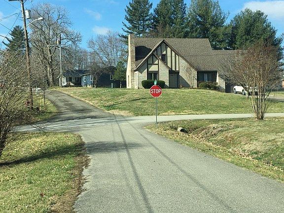 5th image of 49 Weesner Ave