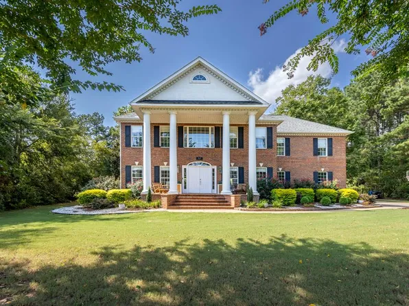717 Fairway Lakes Rd, Greenwood, SC 29649