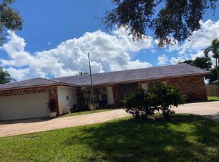 8184 NW 3rd Pl, Coral Springs, FL 33071