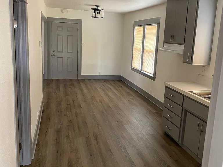 1239 Escalon Ave — Photo 2