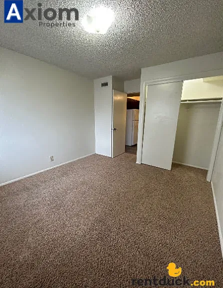 Fairway Estates Condominiums — Photo 32