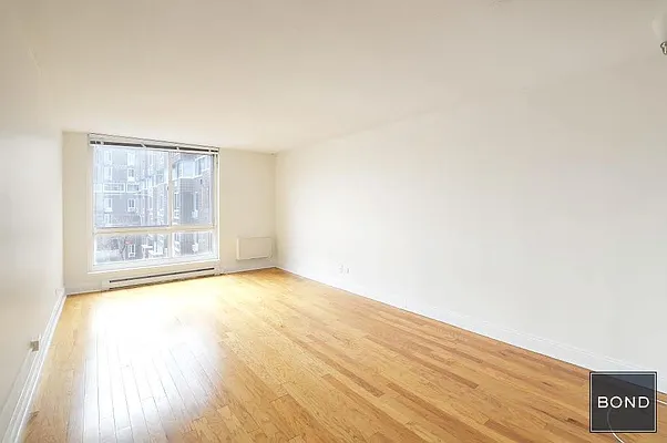 Rented by Bond New York | media 18