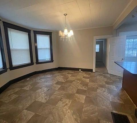 3rd image of 4307 Greenlee Ave