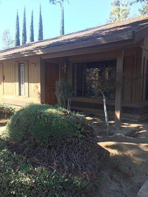 1st image of 532 W Barstow Ave