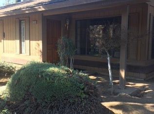 532 W Barstow Ave, Fresno, CA 93704