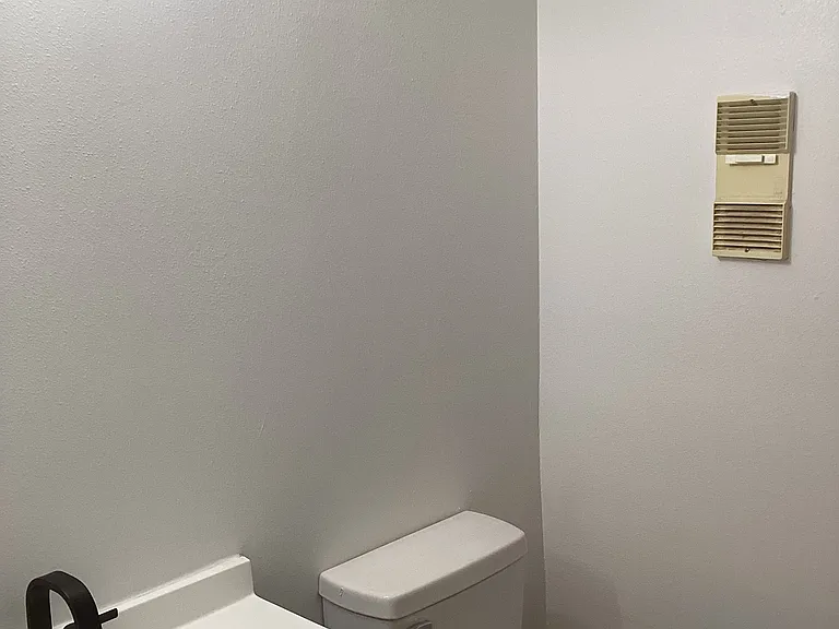 2058 Bowen Dr #2058 — Photo 6