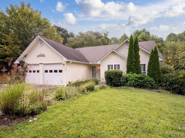 71 Mountain Ridge Ln, Fletcher, NC 28732