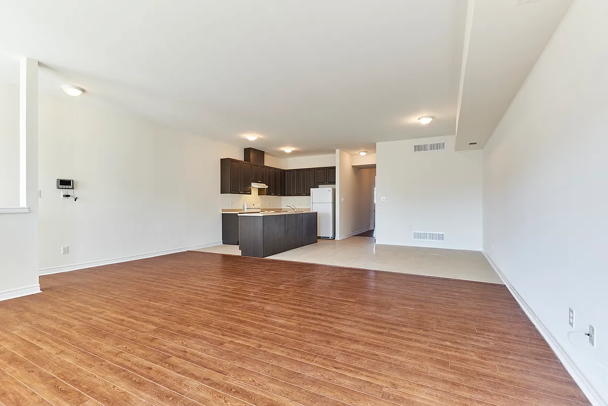 Building Photo - 15 Rosswell Dr