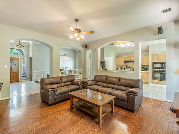 4th image of 5022 Sandestin Ct