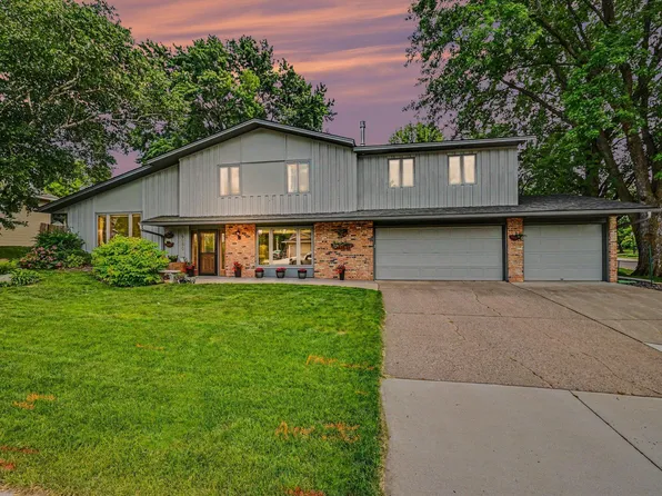 6080 134th St W, Apple Valley, MN 55124