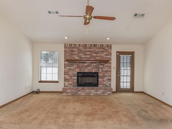 3rd image of 330 S 73rd Ave