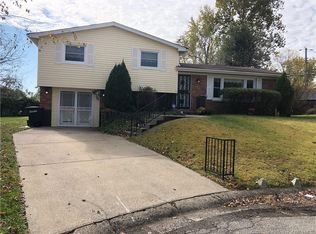 612 Kent Dr, New Albany, IN 47150