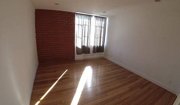5th image of 1211 Horn Ave #3