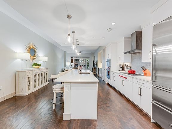 4th image of 1150 8th St #403