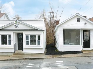 12 Cross St, Whitinsville, MA 01588