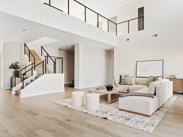 3622 E Clarendon Ave, Phoenix, AZ 85018