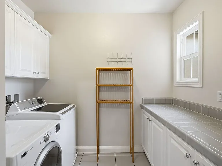 11528 Verona Dr — Photo 8